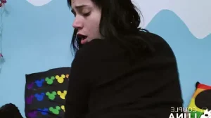 Novinha Cachorra Quicando Gostoso num Pau Grande! SQUIRTING and CUM