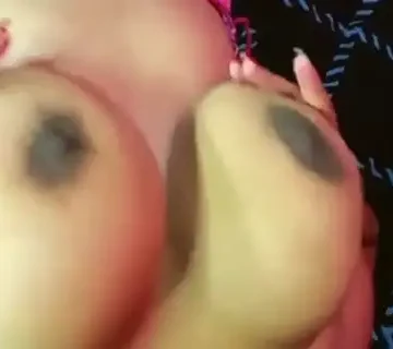 roxana paja sobre sus hermosas tetas hd 1080 1733438026